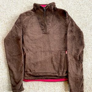 soft, brown north face sweatshirt!